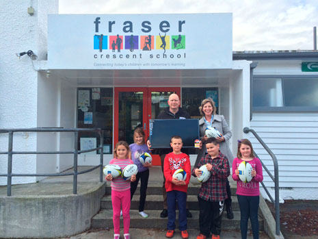  Fraser Crescent School Principal John Channer was thrilled to receive a new 32” Panasonic TV and 27 rugby balls after he won the CrestClean competition at the New Zealand Principal’s Federation Conference. 