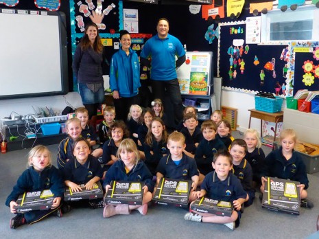Room 1 at Parkvale School in Hastings enjoyed a pizza lunch for helping keep their classroom clean as part of Crest’s Cleanest Classroom Competition. Hawkes Bay franchisees Sally and Junior Maoate made the special delivery.