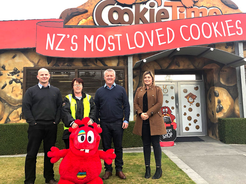 Noel MacDonald, Chief Data Officer, Jenny Kemp, Warehouse Manager, with CrestClean Managing Director Grant McLauchlan and Gina Holland, Christchurch South Regional Manager.